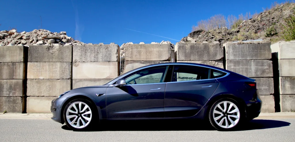 Tesla model 3 2020 SR grey JPD